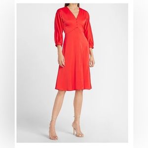 NWT Express x Ladygang Red Satin midi dress Size 6
